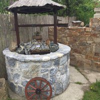 Brunnen aus Naturstein
